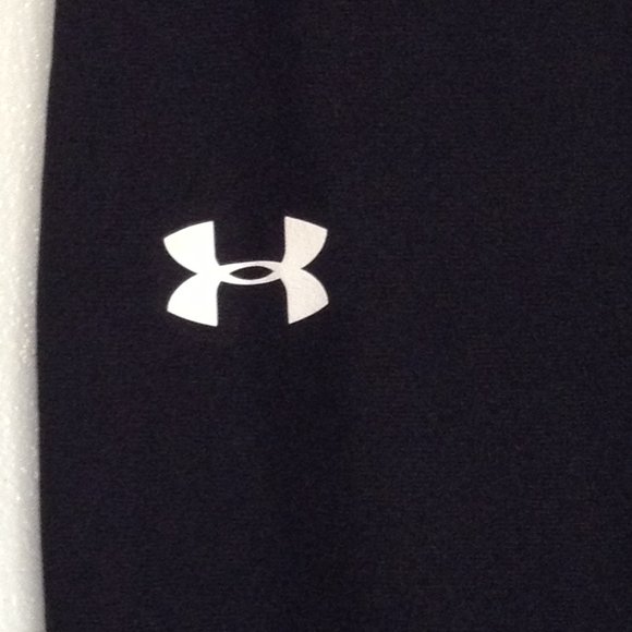 Under Armour Black Flared-Leg Yoga Pant, Youth Size YMD - Picture 8 of 11
